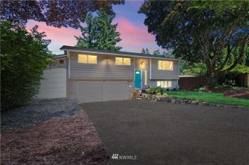 4422 Lexington Place NE, Lacey, WA 98516
