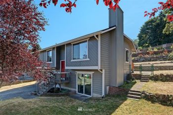 7607 7th Avenue SW, Seattle, WA 98106
