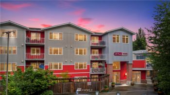 19500 Ballinger Way NE #205, Shoreline, WA 98155