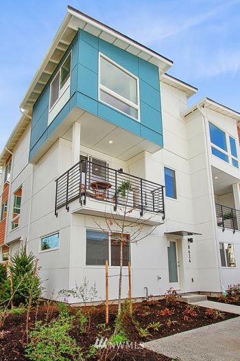 8544 21st Place NE, Seattle, WA 98115