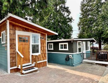 260 N Sunset Drive , Camano Island, WA 98282