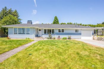 210 13th Street , Snohomish, WA 98290