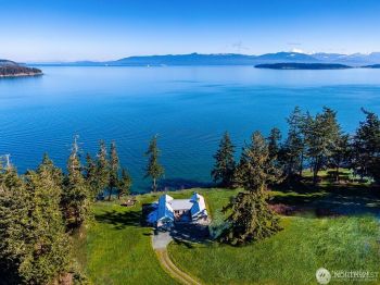 5837 Ambleside Loop , Anacortes, WA 98221