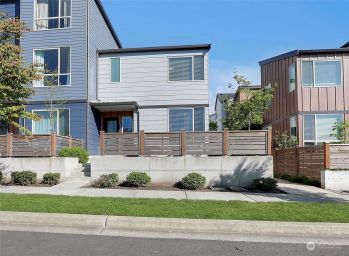 32694 Hemlock Avenue SE, Black Diamond, WA 98010