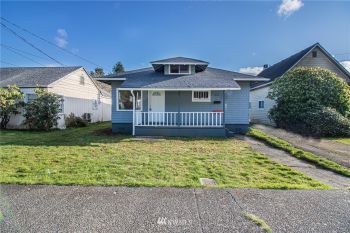 220 Chenault Avenue , Hoquiam, WA 98550