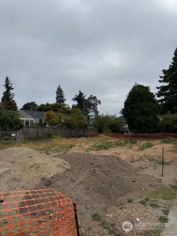 5729 35th Avenue NE, Seattle, WA 98105