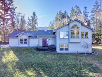 1032 E Tamarack Lane , Port Angeles, WA 98362