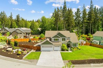 27684 McIntosh Loop NE, Kingston, WA 98346