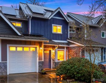 1826 Sakai Village Loop NE #12, Bainbridge Island, WA 98110
