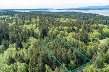 1664 Lancaster Road , Freeland, WA 98249