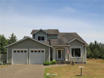 216 Sunrise Avenue SE, Ocean Shores, WA 98569