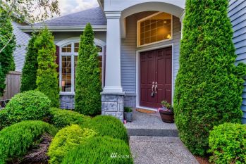 27232 SE 13 Place , Sammamish, WA 98075