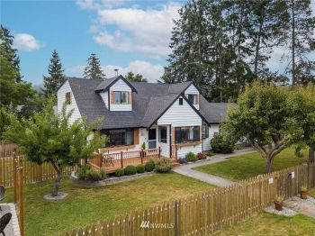 303 Gove Street , Steilacoom, WA 98388