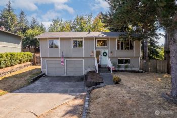 2714 Lexington Street , Steilacoom, WA 98388