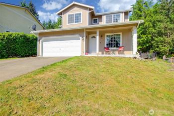 13502 215th Avenue E, Bonney Lake, WA 98391