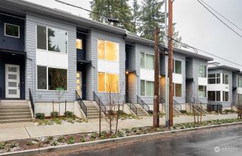 2123 N 148th Street #B, Shoreline, WA 98133