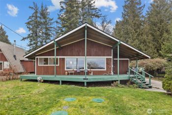 1079 Ellie Lane , Camano Island, WA 98282