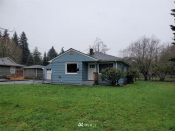 6624 50th Avenue E, Tacoma, WA 98443