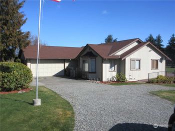 271 Falcon Road , Sequim, WA 98382