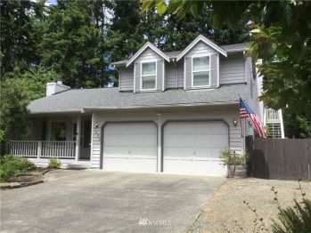 7623 140th Street Court E, Puyallup, WA 98373-8233