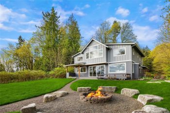 27862 Sandy Beach Lane NE, Kingston, WA 98346
