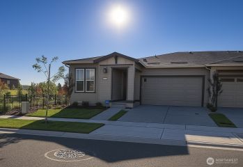 14830 207th Avenue E, Bonney Lake, WA 98391