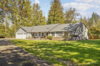 9403 NE Country Woods Lane , Kingston, WA 98346
