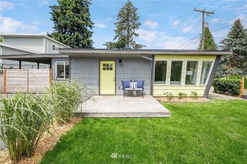 152 S 112th Street , Seattle, WA 98168