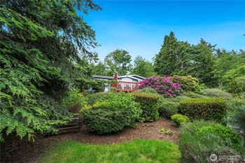 832 Margie Ann Drive , Camano Island, WA 98282
