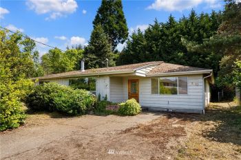 2412 60th Avenue SE, Mercer Island, WA 98040