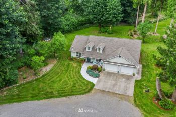 136 Fish On Lane , Toledo, WA 98591