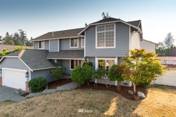 1250 SW Harbor Vista Circle , Oak Harbor, WA 98277
