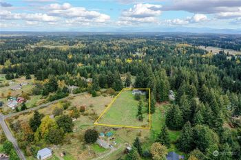 12017 Hillcrest Drive SE, Yelm, WA 98597