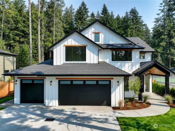 28820 224th Avenue SE, Black Diamond, WA 98010