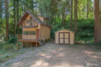 41411 109th Avenue Ct E, Eatonville, WA 98328