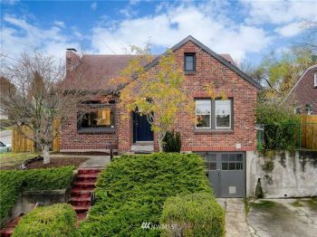 914 High Avenue , Bremerton, WA 98337
