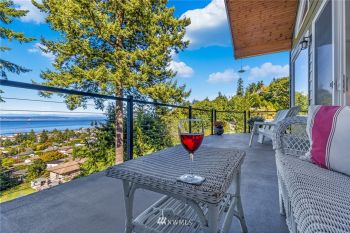 710 7th Street , Mukilteo, WA 98275