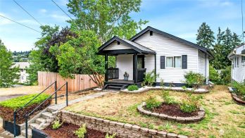 1706 Elizabeth Avenue , Bremerton, WA 98337-1735