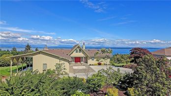 843 Michael Way , Camano Island, WA 98282