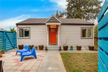 10236 36th Avenue SW, Seattle, WA 98146