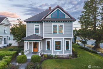 1219 5th Street , Anacortes, WA 98221