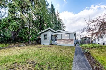1120 E 2nd Street , Port Angeles, WA 98362