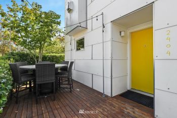 2404 S Grand Street , Seattle, WA 98144-4727