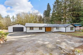 5723 Vickery Avenue E, Tacoma, WA 98443