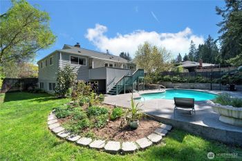 14861 Wallingford Avenue N, Shoreline, WA 98133