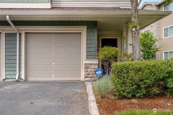 1031 61st Street SE #105, Auburn, WA 98092
