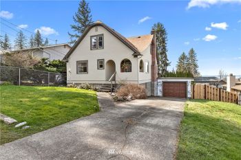 1235 Toledo Street , Bellingham, WA 98229