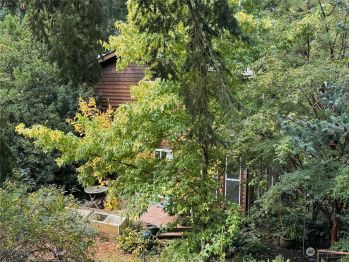 2096 Goss Lake Road , Freeland, WA 98249