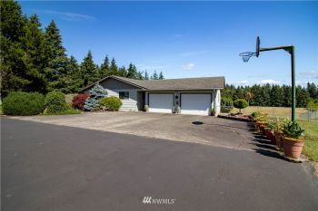 212 Plomondon Road , Toledo, WA 98591