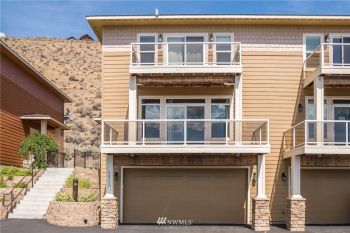 9231 Riverview Way NW #D28, Quincy, WA 98848
